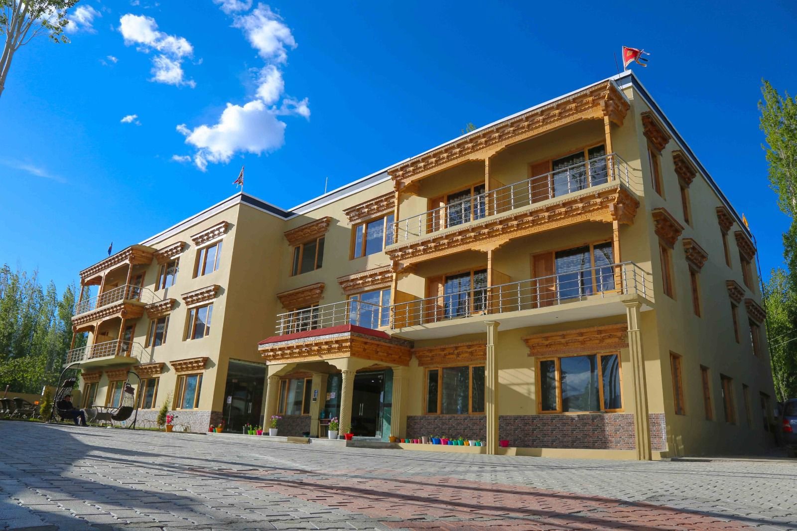Hotel Capital City